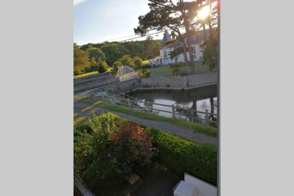 Les écuries du chateau Commes Esterno foto